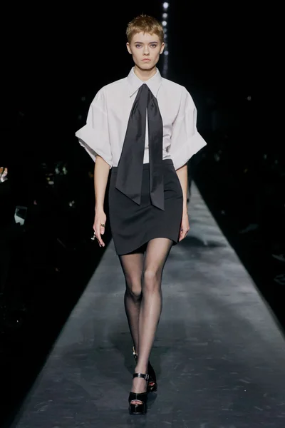 Look 7